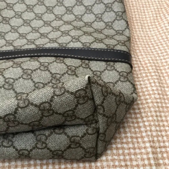 Gucci Monogram Tote - Picture 7 of 8